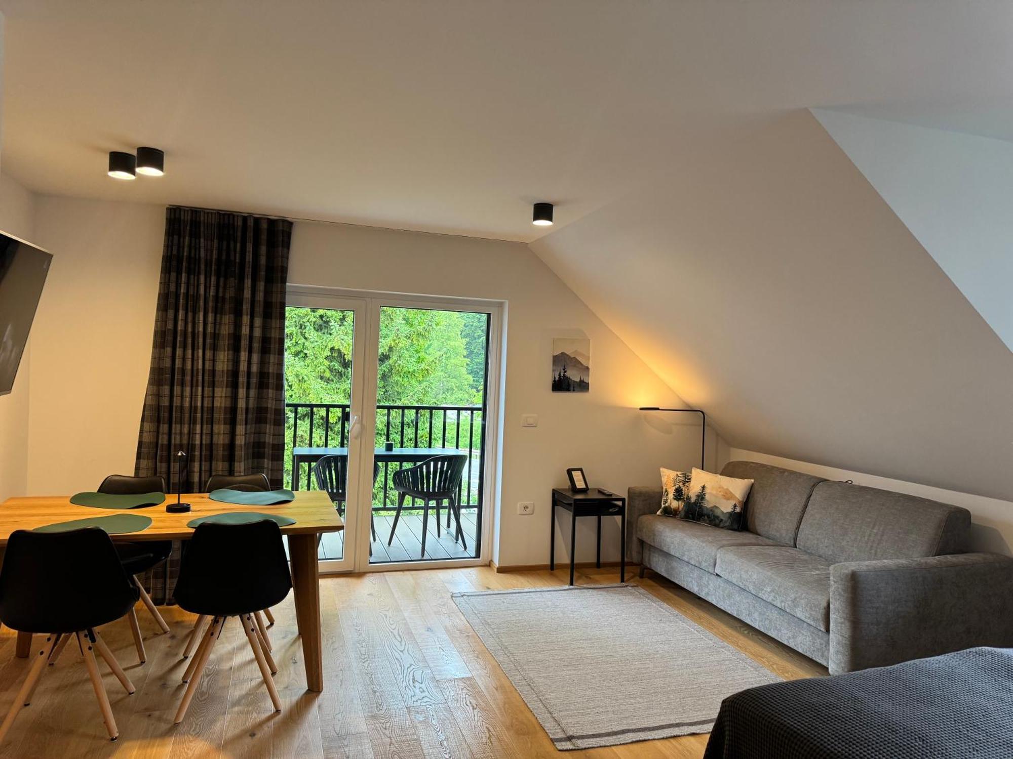 Apartmaji Kotnik Kranjska Gora Esterno foto
